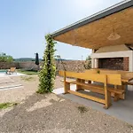 Vujusa By Interhome