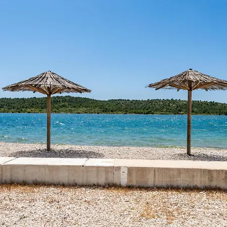 Vujusa By Interhome 펜션 *