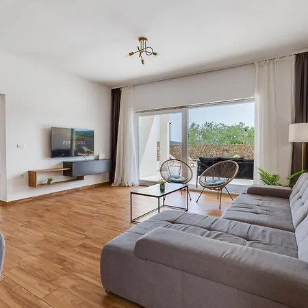 Vujusa By Interhome Stankovci (Zadar)