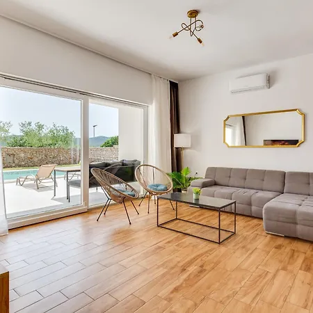 Vujusa By Interhome 펜션