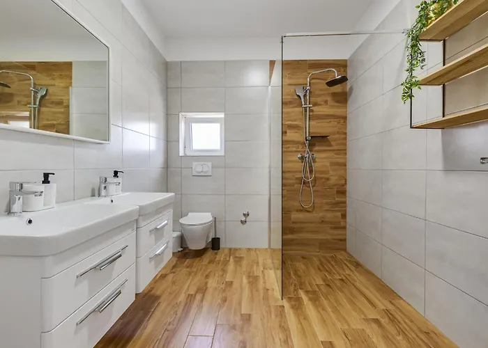 Vujusa By Interhome *
